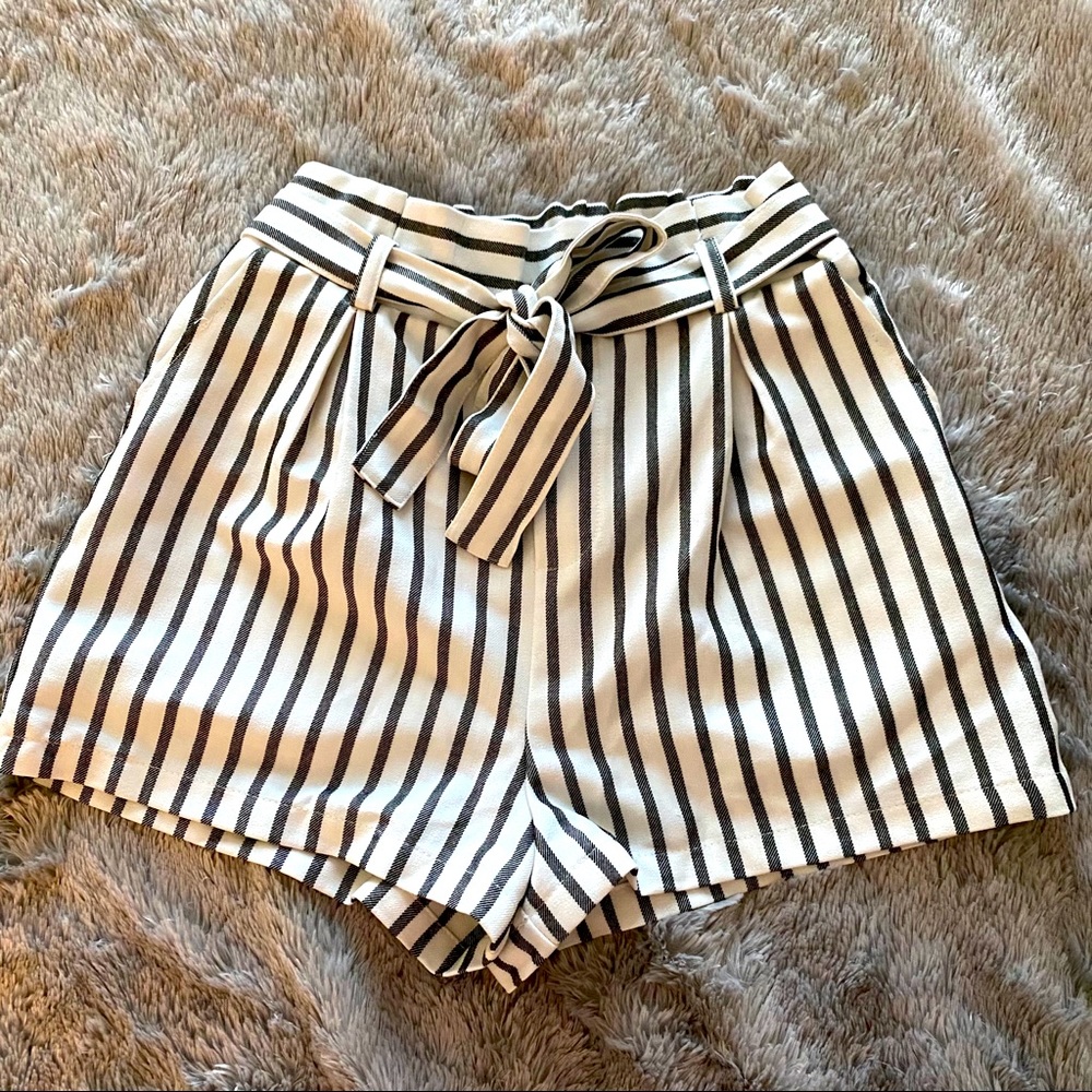 Paper bag Striped Shorts with Belt
